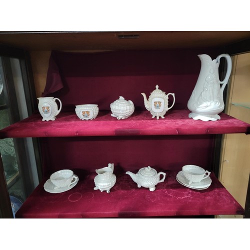 296 - 11x part teaset in a shell and pearlescent design in good order, inc teapot, lidded sugar bowl 2x cu... 