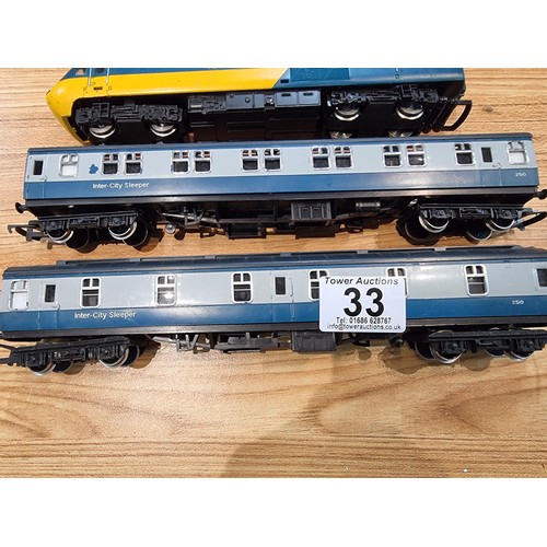 33 - A Hornby OO gauge intercity 125 train set to include a power loco, a dummy loco and 2x intercity sle... 