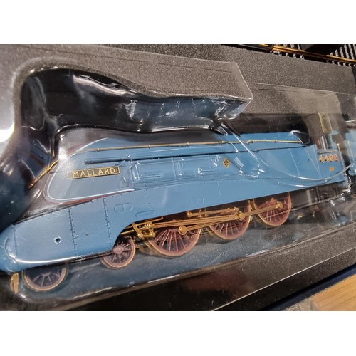 57 - A very rare brand new in box Hornby R3612 Mallard world speed record 80thannirversary presentation s... 