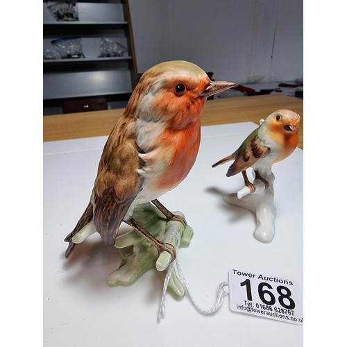 168 - 2x vintage Goebel W.Germany hand painted robin figures (1 large, 1 small), both in excellent clean c... 