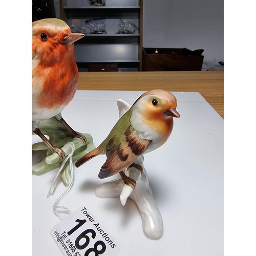 168 - 2x vintage Goebel W.Germany hand painted robin figures (1 large, 1 small), both in excellent clean c... 