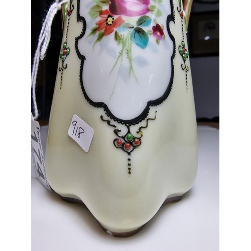 174 - A very pretty quality hand painted twin handled vase by Noritake Japan featuring a hand painted flor... 