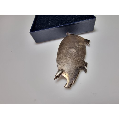 186 - A vintage hallmarked silver pig formed brooch, in good clean condition, boxed. Length of 5cm ,width ... 