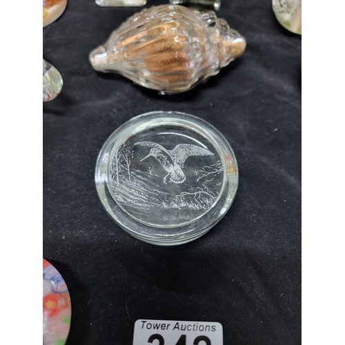 342 - Collection of 12x varied paperweights inc sand filled paperweight in the style of a shell, swirl des... 