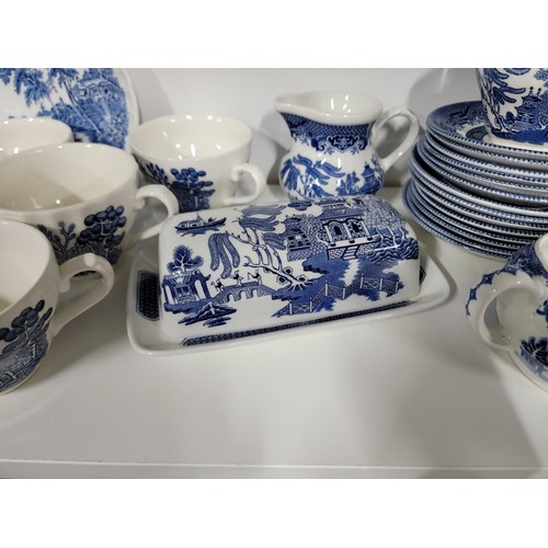 349 - Large collection of approx 60 pieces of blue and white pottery inc cups, saucers, side plates, platt... 