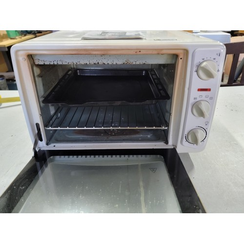 419 - Coopers 23L compact oven 1500w with tray and adjustable shelf complete with instructions