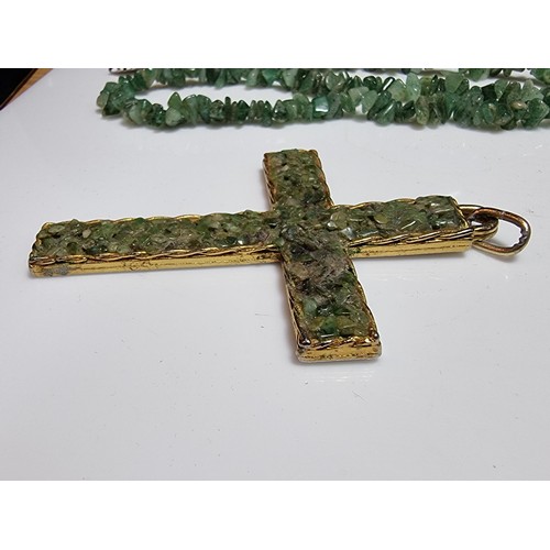 215 - A large collection of genuine jade items to include a well carved jade buddha figure, a jade heart p... 