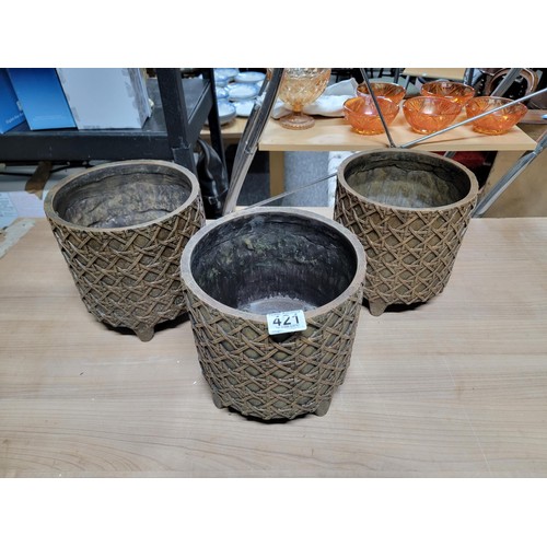 421 - 3x plastic lattice design planters height of 23cm, diameter 23cm