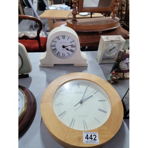 442 - Box containing a collection of clocks inc Metamec quartz mantel carriage clock, Acctim wall clock, L... 