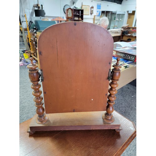 481 - Victorian dressing table mirror with turned uprights in good condition 54cm high and 47cm wide