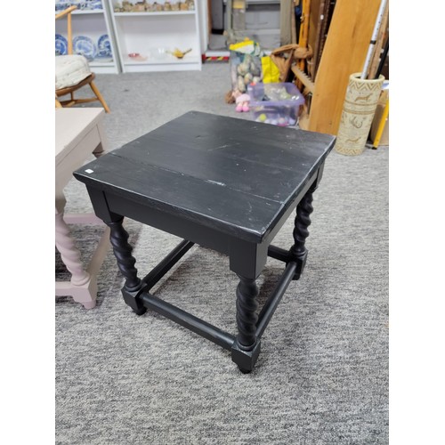 508 - 2 x lamp tables a barley twist painted black and a barley twist painted mushroom both in good shabby... 