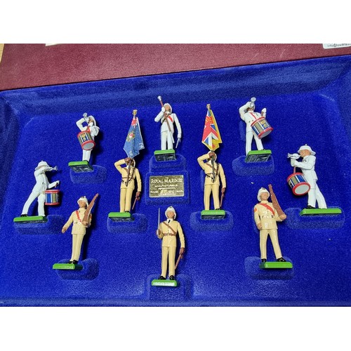 286 - A good Britain's The Royal Marines ltd edition 10 metal figure set, all beautifully hand painted in ... 