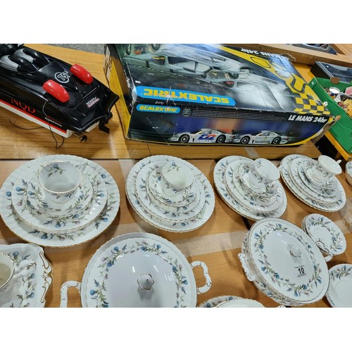 10 - A very comprehensive approx 81 piece Royal Albert Brigadoon dinner set and tea set. The set includes... 