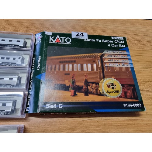 24 - A Kato N gauge 106-6003 Santa fe super chief 4 coach set, plus 2 matching boxed coaches and matching... 