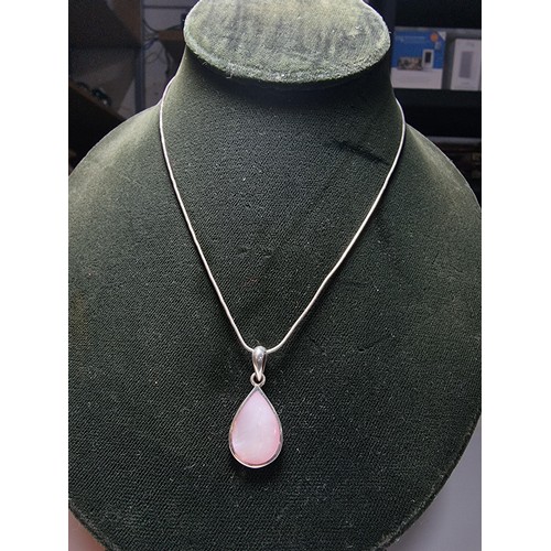 188 - 925 silver teardrop pendant inset with pink Mother of Pearl on 18