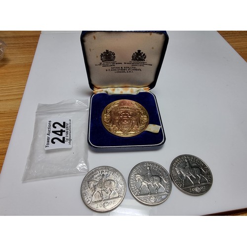 242 - Collection of 3x £5 coins along with a cased British Legion 50th Anniversary medallion.