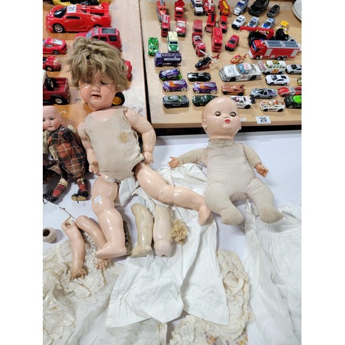 85 - Collection of 3x antique bisque dolls inc 2x stamped Armand Marseille all for restoration along with... 