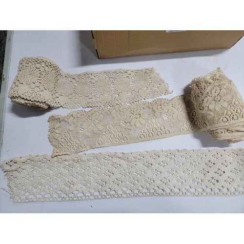 142 - 4x rolls of vintage lace work for various uses inc clothes making etc all in good order