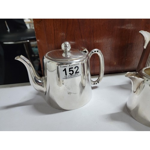 152 - Good quality silver plated tea set inc teapot, hot water pot, milk jug and sugar bowl all in good or... 