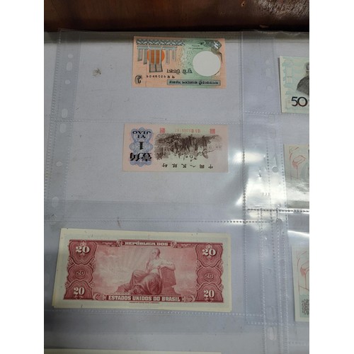 161 - Large collection of various bank notes inc Japanese, Indian, Vietnam, Brasil, Indonesia, etc all in ... 