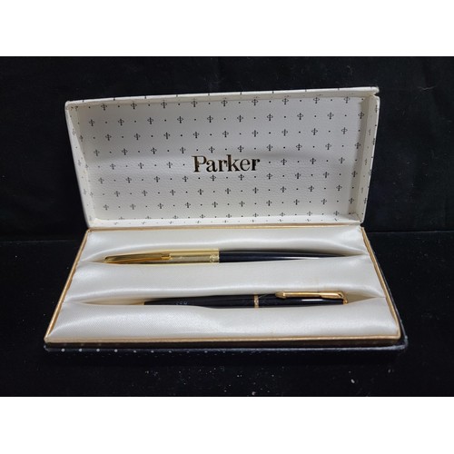 167 - Boxed Parker gold and black coloured  pencil along with an Italian  fountain pen in fitted case