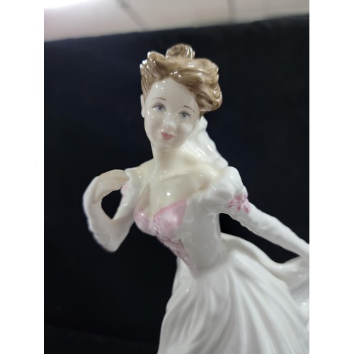 325 - 3x ceramic figures inc Coalport 'Olivia' 2012, Royal Doulton 'The Bride' HN 4324 and a Brompton & Co... 