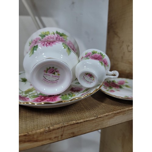 333 - Collection of 12x Royal Albert flowers of the month cups and saucers along with 3x extra months May,... 