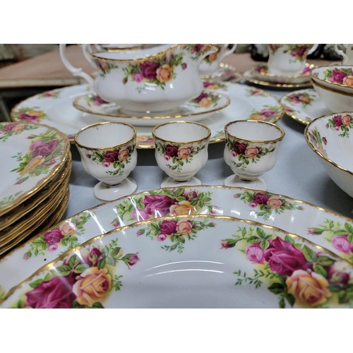 366 - Very large collection of 97 pieces of Royal Albert Old Country Roses dinner coffee set tea set inc p... 