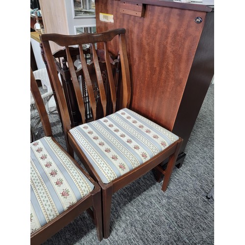 496 - 4 x mahogany dining chairs with blue striped seats all nice and sturdy, Measuring 87cm high, 48cm wi... 