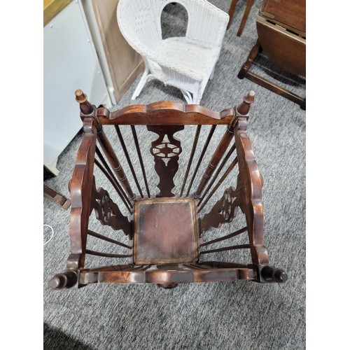 506 - Antique Edwardian stick umbrella stand of good proportions made of mahogany with Windsor wheel back ... 