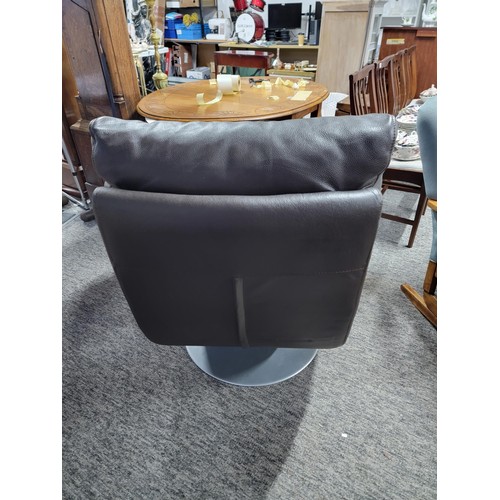 514 - Full leather retro swivel arm chair in brown Italian hide in good condition and a very rare design. ... 