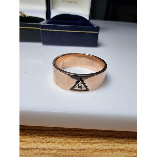 269 - Chunky 10ct. rose gold Masonic Scottish Rite Yod ring in excellent clean condition along with a Maso... 