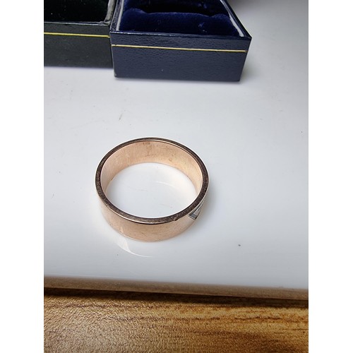 269 - Chunky 10ct. rose gold Masonic Scottish Rite Yod ring in excellent clean condition along with a Maso... 