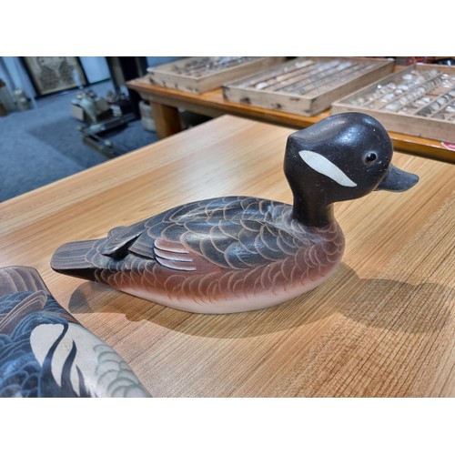 282 - 3x good quality solid wood hand painted decoy ducks, two are by benchmark, made in Hong Kong. The ot... 