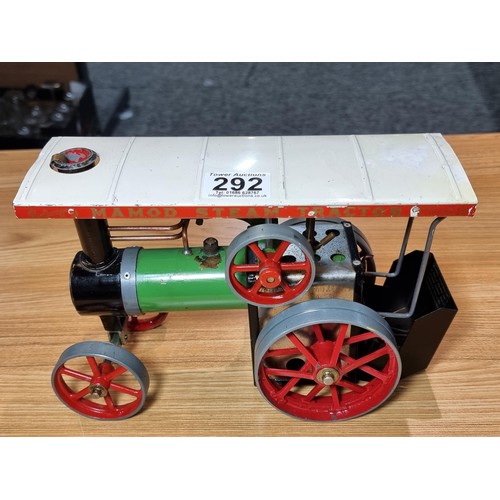 292 - Vintage Mamod TE1A steam tractor in excellent clean condition, complete with the burner and tray, mi... 