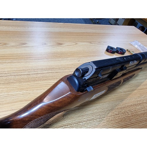 298 - Good quality modern BSA Ultra Multishot .22 gas powered air rifle, this rifle was sent to Rat Works ... 