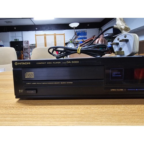 31 - A Hitachi compact disk player DA-600 with a free spot lazer pickup, in working condition.