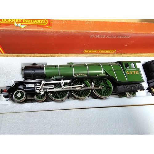 51 - A boxed Hornby R398 LNER Class A1 Flying Scotsman loco and tender 4472 cleaned and serviced with a t... 