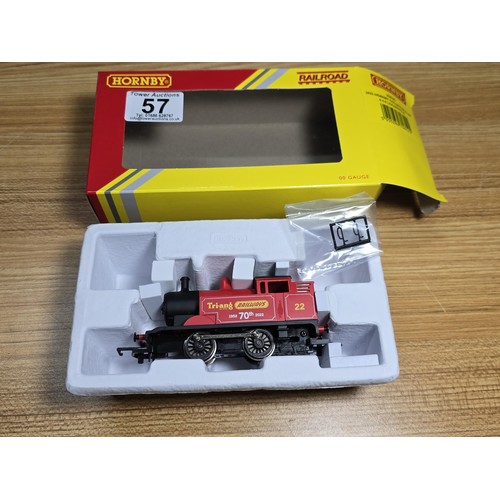 57 - An as new boxed Hornby R30202 red 0-4-0, 2022 collector club Triang 70th anniversary with vacuum pip... 