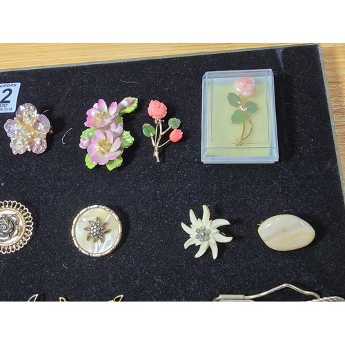 192 - A large collection of approx 39 costume brooches to include some good jewelled brooches the Scottish... 