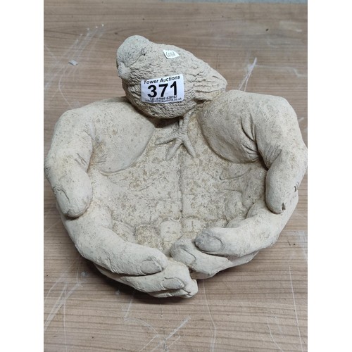 371 - Good quality concrete hands formed birdbath with a bird atop, well detailed in good order height 20c... 