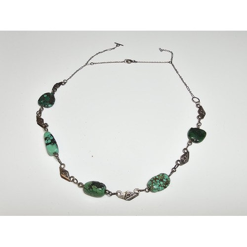 229 - We have a good vintage 925 silver necklace with 5 natural turquoise beaded stones, in good clean con... 