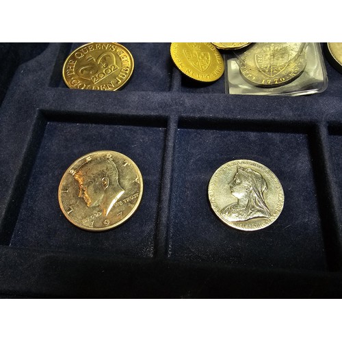 233 - The historic coins of Great Britain case containing a quantity of coins to include a £5 coin along w... 