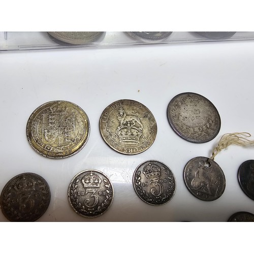 266 - A small collection of vintage coins to include 15x silver British coins all PRE-1947 which includes ... 