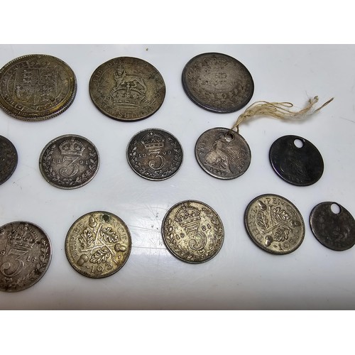 266 - A small collection of vintage coins to include 15x silver British coins all PRE-1947 which includes ... 