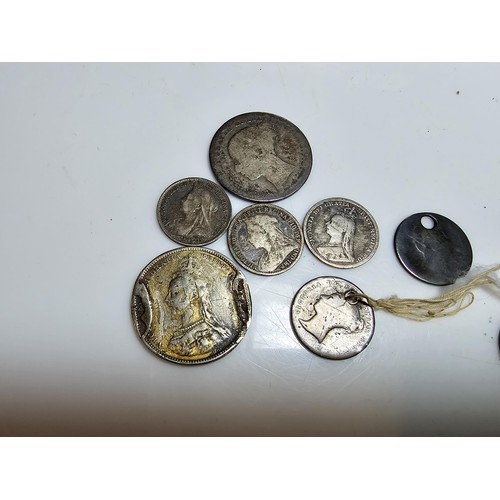 266 - A small collection of vintage coins to include 15x silver British coins all PRE-1947 which includes ... 