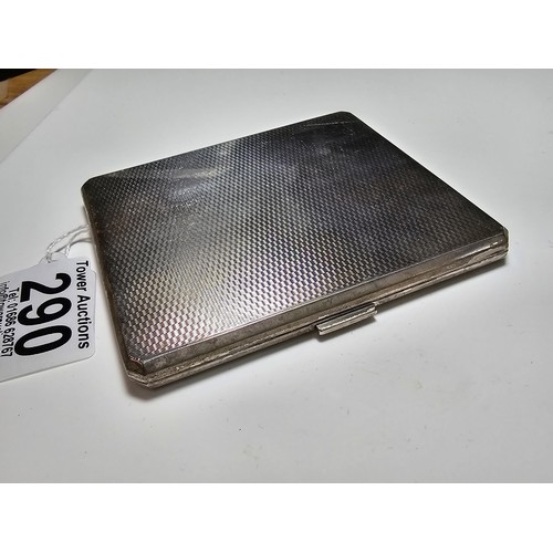 290 - A good quality antique heavy duty hallmarked silver cigarette case, hallmarked to Birmingham 1922 by... 