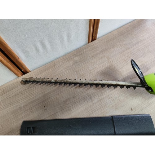 441 - Good quality Garden Gear 20v cordless hedge trimmer  telescopic handled and tilt head in good order ... 