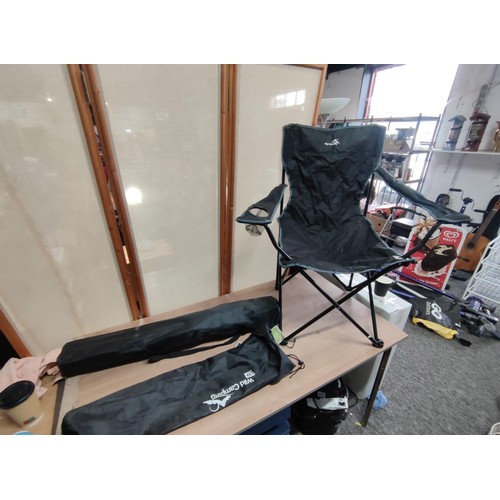 461 - 2x bagged wild camping foldup chairs in carry cases