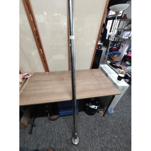466 - A large pole dancing pole in chrome length of 190cm